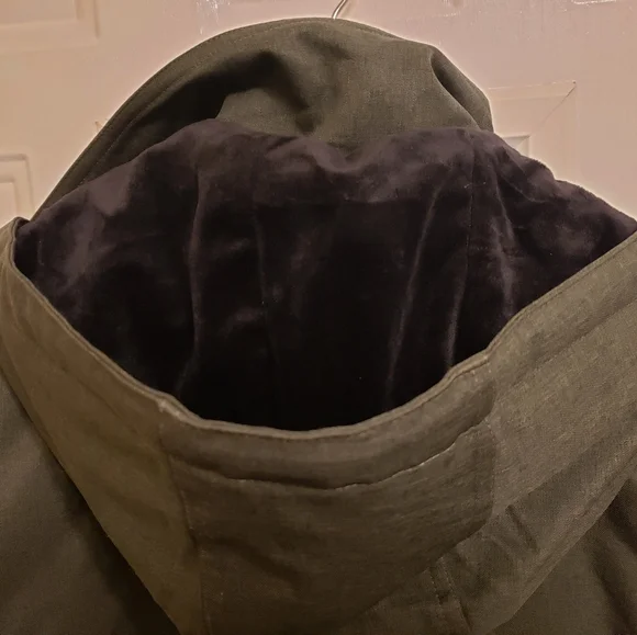 COPY - Jacket - Picture 2 of 12